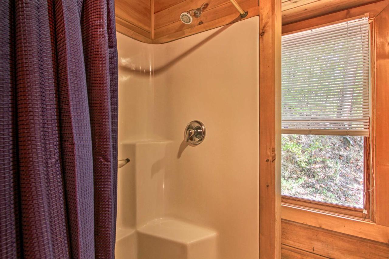 Pigeon Forge Scenic Solitude With Private Hot Tub! Eksteriør bilde
